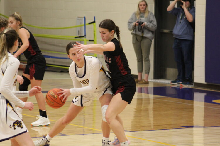 Third quarter run pushes Panthers to win News, Sports, Jobs Minot